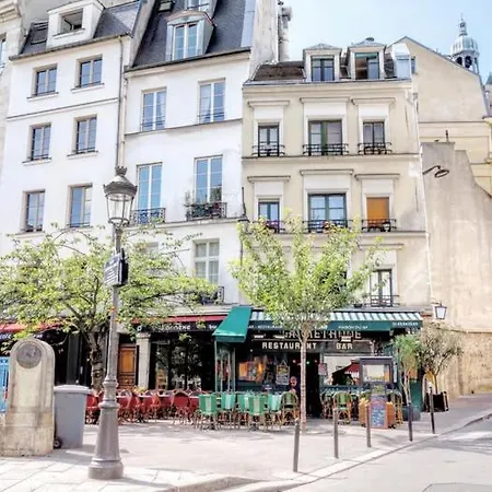 Tres Cosy Quartier Notre-dame, Pantheon, Saint-germain-des-pres Apartment Paris